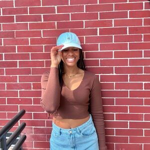 Brown ribbed top from Stradivarius